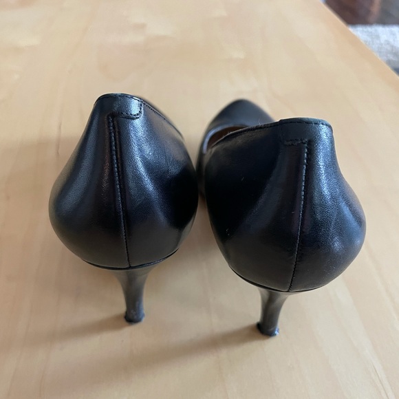 DKNYC black size 7.5 pump.  Career style heel, 2-3/4” heel - Picture 6 of 9
